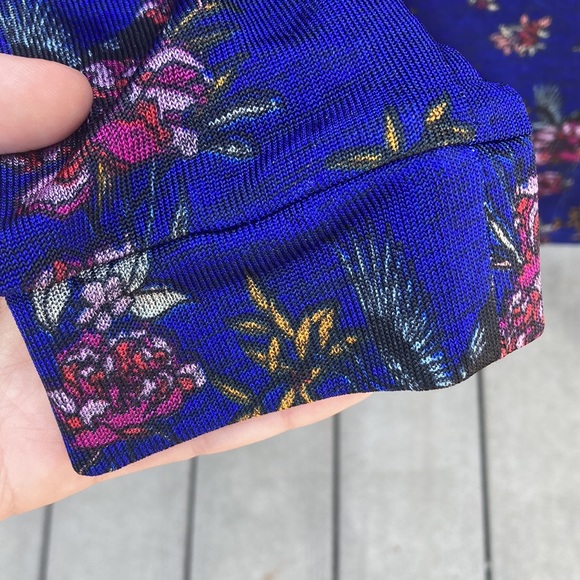 Free People blue floral side flutter shirt, size small - Picture 10 of 12